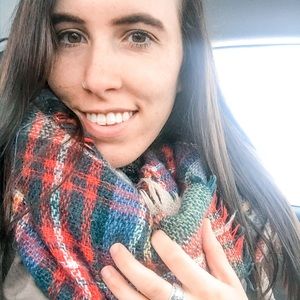 Meet your Posher, Kim